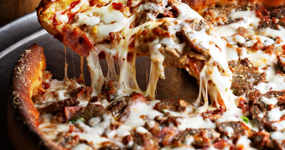 Top Chicago Foods You Must Try on Your Visit